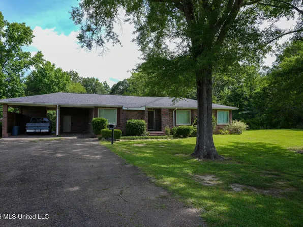 13033 Dentville Rd, Hazlehurst, MS 39083