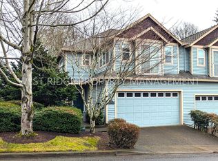 14752 Davis Ln, Lake Oswego, OR 97035