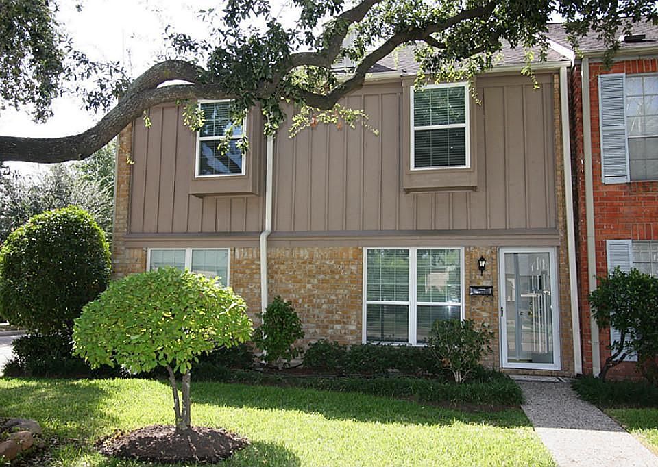 1st image of 10315 Briar Forest Dr #2-15