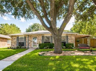 9102 Vagas Dr, Rowlett, TX 75088