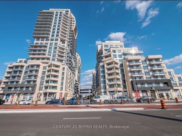 9205 Yonge St Unit 704, Richmond Hill, ON L4C 1V5