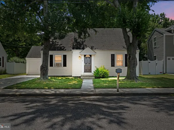 8 Cordrey Ave, Pennsville, NJ 08070