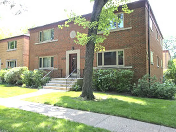 8029 Lake St #2, River Forest, IL 60305