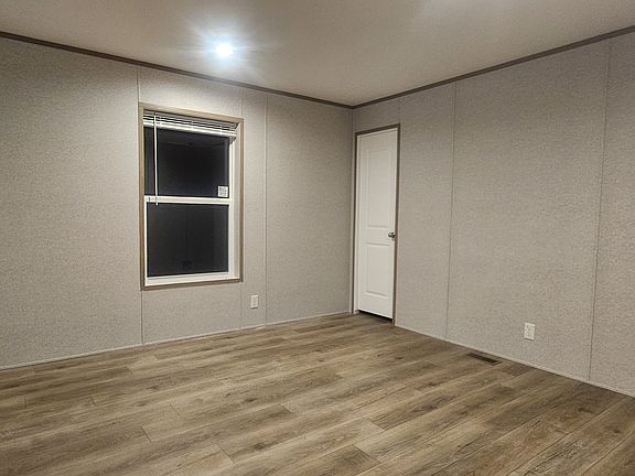 5th image of 12373 Pine Cone Dr #139