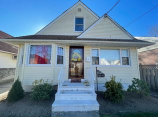 24614 135th Rd, Rosedale, NY 11422