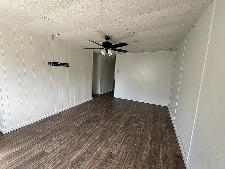 1034 Thornton Ave #5 — Photo 11