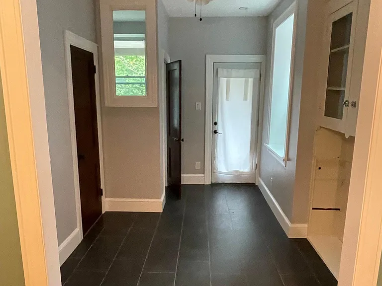 5853 Ashland Ave — Photo 10