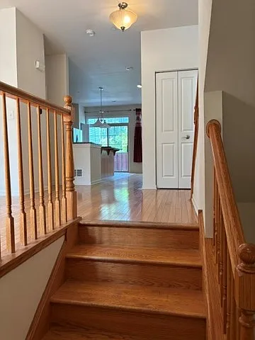 2517 Waterbury Ln — Photo 8