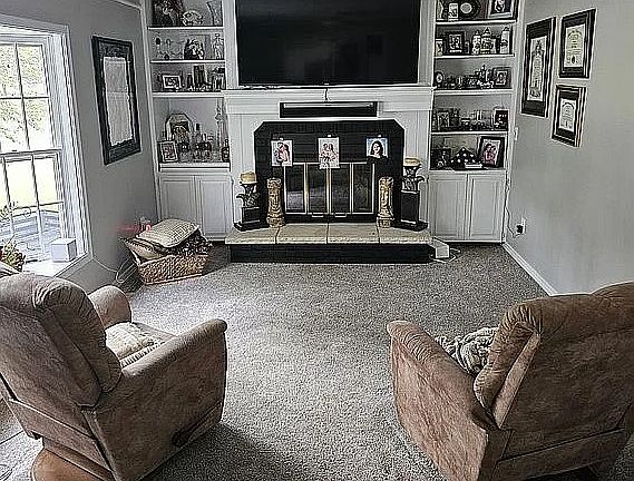 5th image of 429 Zehnder Dr