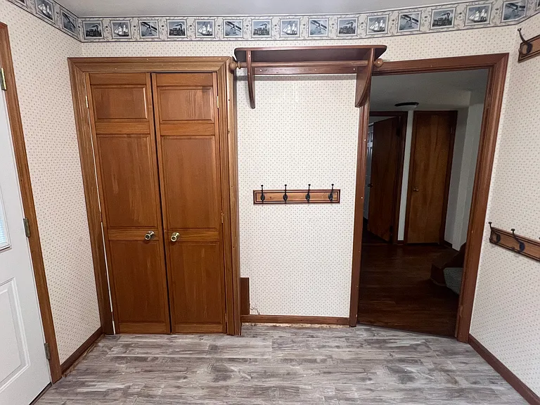 6103 Allanwood Dr — Photo 12