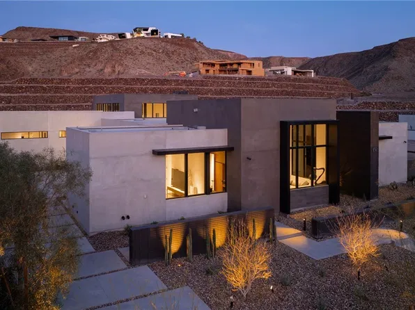 10 Sanctuary Peak Ct, Henderson, NV 89012