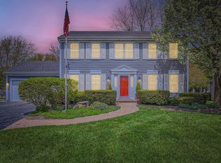 1092 Whittington Ct, Gurnee, IL 60031