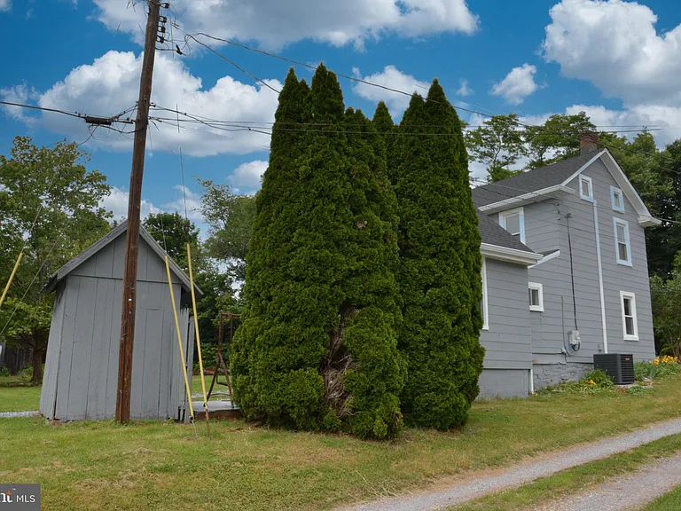 1006 Circle Dr — Photo 43