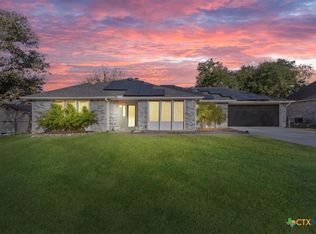 8 W Aztec Ln, Belton, TX 76513