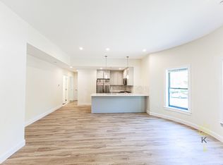 460 Washington St, Brighton, MA 02135
