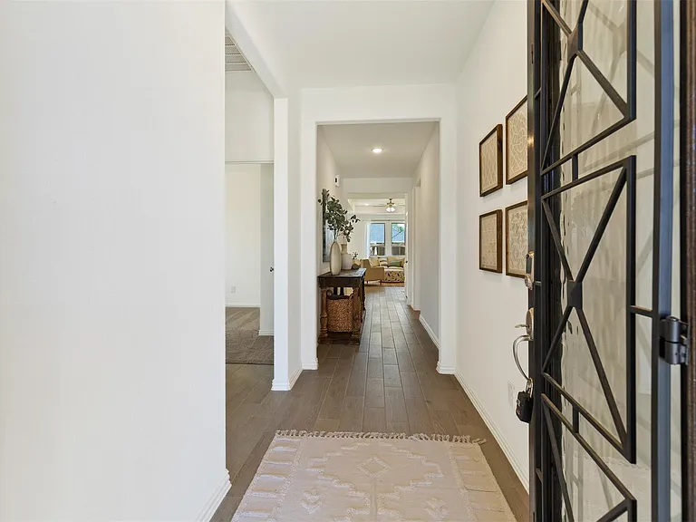 8003 Chukka Dr — Photo 5