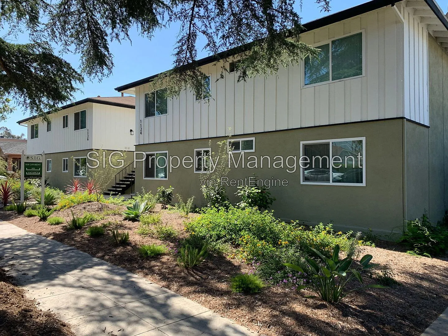 1 bed, 1.0 bath, 754 sqft, $1,925 — Photo 2