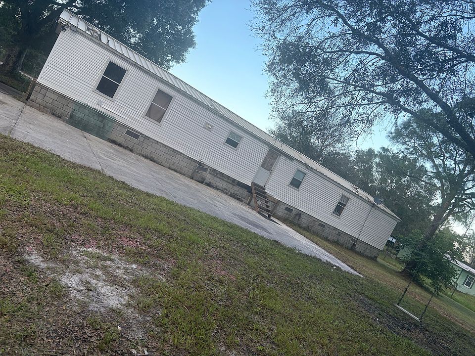 1st image of 1560 Evans Rd