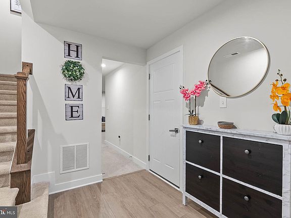 2nd image of 104 Waterford Way