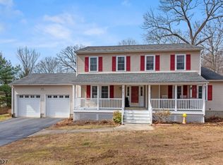 20 Windjammer Dr, Jefferson Twp., NJ 07849