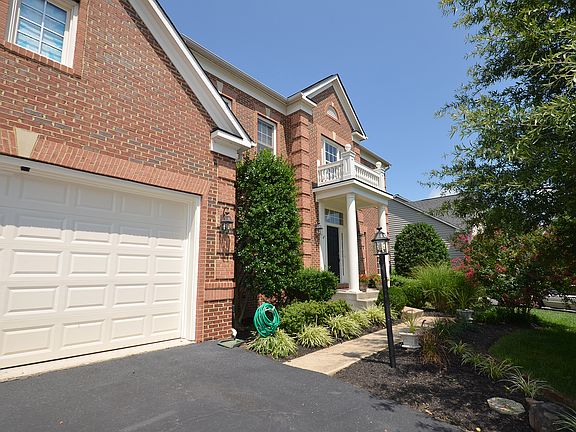 2 Car Garage