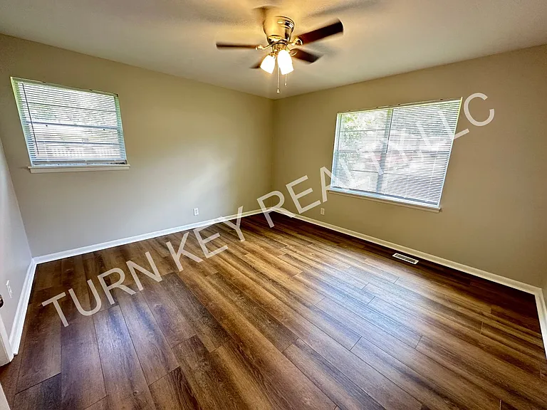 6220 Cole Ave — Photo 6