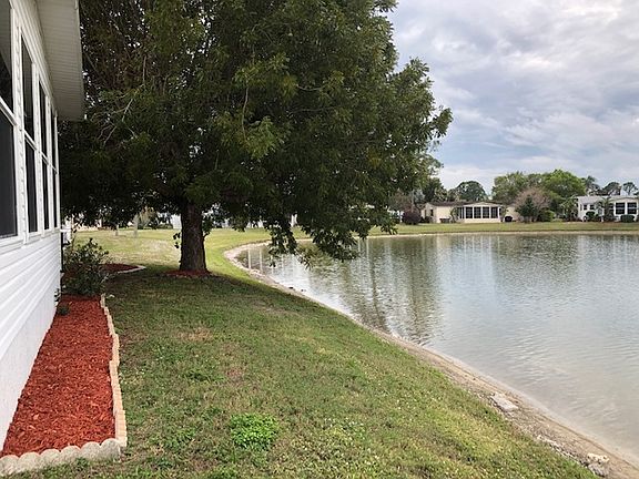 5th image of 10833 Meadows Ct