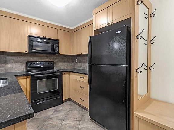4th image of 315 N 50th Ave SW #108