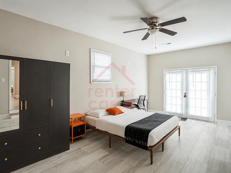 1108 Beverly Dr — Photo 1