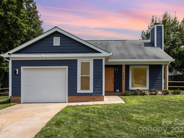 7308 Barn Stone Dr, Charlotte, NC 28227