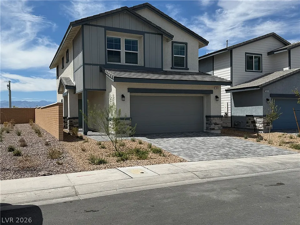 1093 Saffron Toucan Ln
