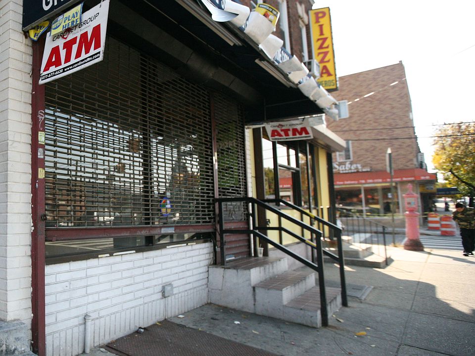 1st image of 8504 Grand Ave
