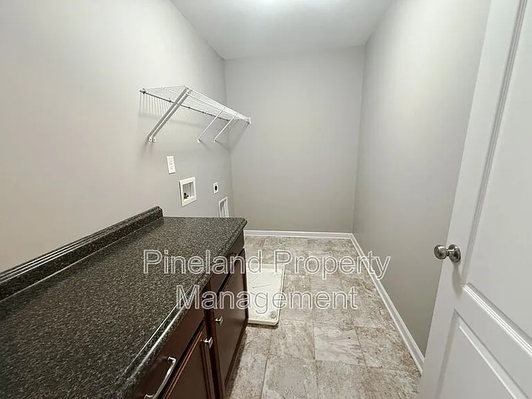 268 Chatfield Dr — Photo 18