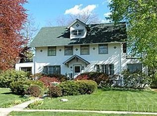 225 Broadview Ave, New Rochelle, NY 10804