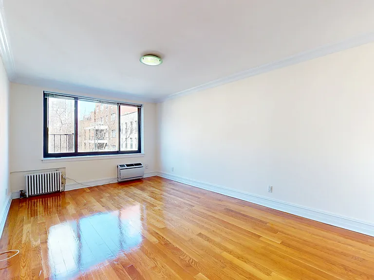 1661 York Ave #6C — Photo 1