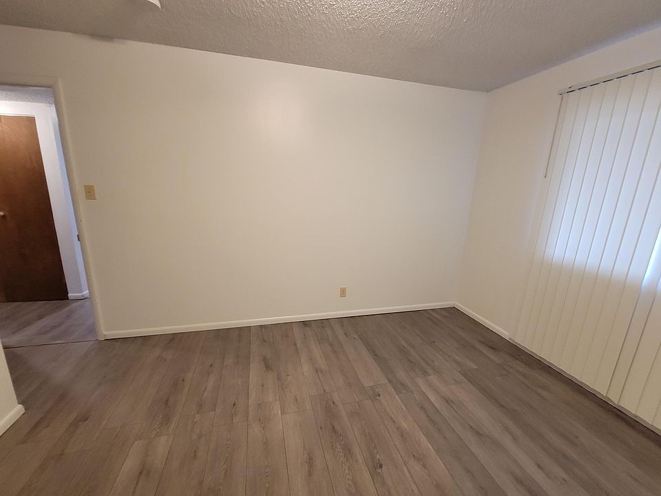 1st image of 2424 Pattison Ave APT B