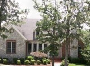 3541 E Natchez Trce, Fayetteville, AR 72703