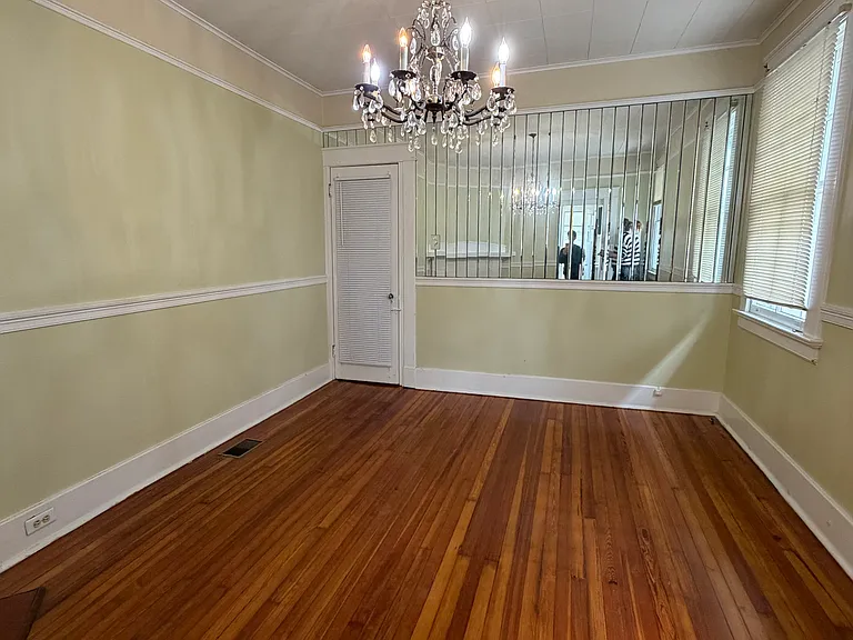4316-4318 Fontainebleau Dr — Photo 5