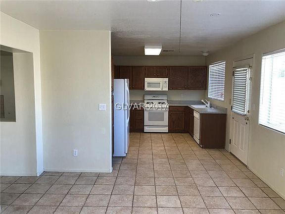 5th image of 9138 Sparklewood Ct #0