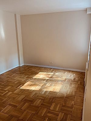 3rd image of 9830 67th Ave APT 1H