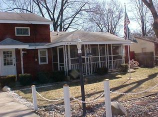 1904 Maplehurst Ave, Mishawaka, IN 46545