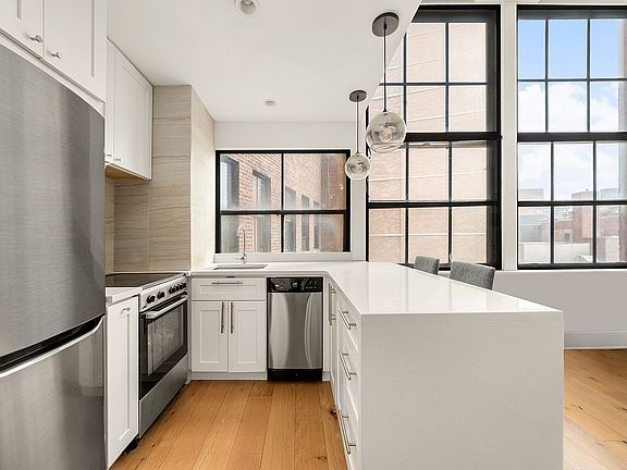 3rd image of 111 4th Ave APT 3A