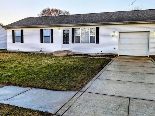 2201 Hamstrom Rd, Portage, IN 46368