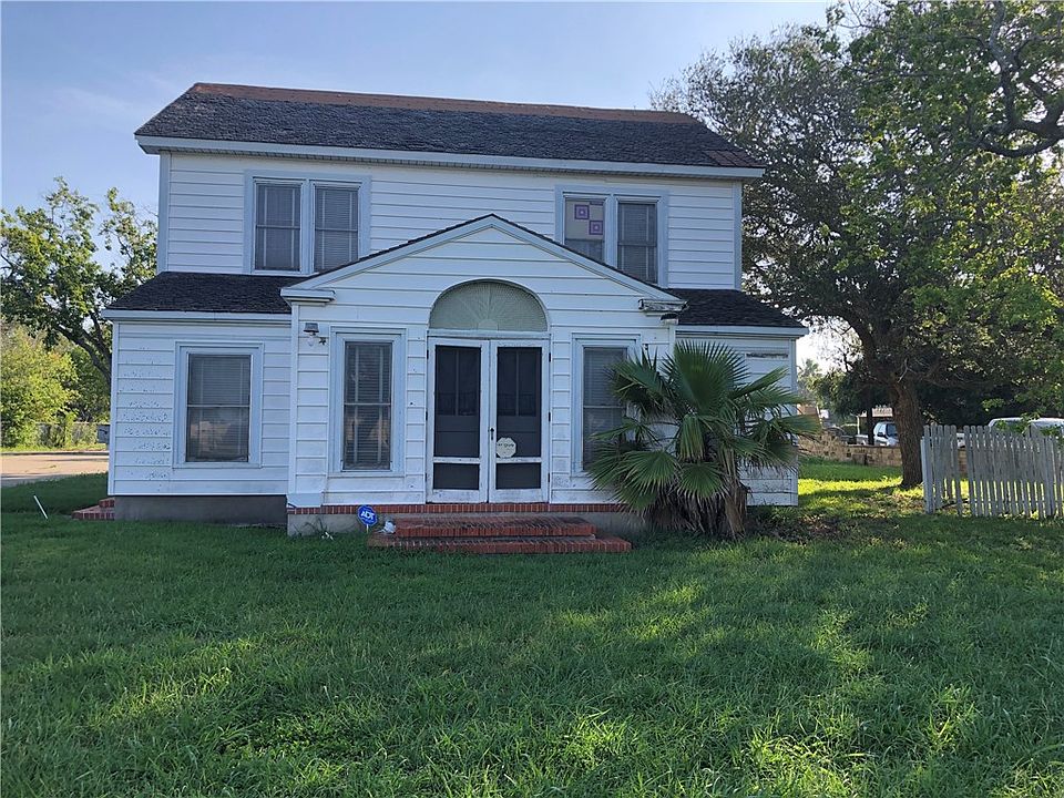 2nd image of 3241 Ocean Dr