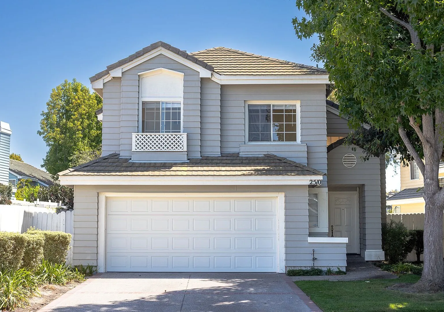 3 Bedroom + 2 Bathroom House | Western Pacific Cove | Port Hueneme | Unfurnished — Photo 1