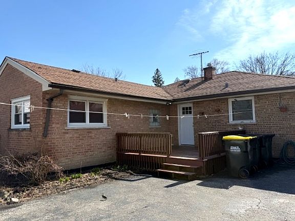 2nd image of 6048 Washington St