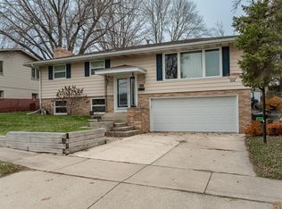 1315 30th St NW, Rochester, MN 55901