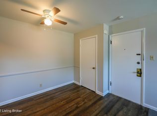 2220 Heather Ln #2, Louisville, KY 40218