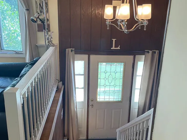 37 Hoppin Hill Ave — Photo 4