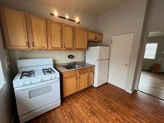 2nd image of 9005 Olive Blvd